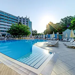 https://edelweiss.goldensandshotels.net